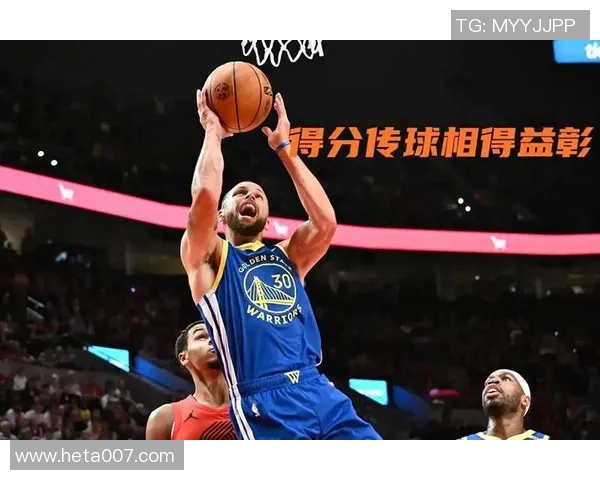 开拓者与勇士全场激战回顾精彩瞬间与关键时刻分析