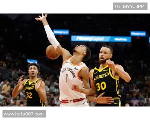 东契奇狂砍73分刷新现役最高分纪录独行侠成功终结太阳队的11连胜之路