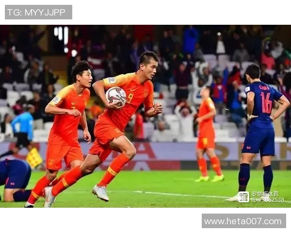 南京足球队与杭州足球队赛后复盘分析比赛经验与战术调整探讨