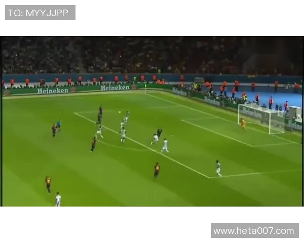 巴萨与尤文在球场上的巅峰对决精彩回顾与战术分析