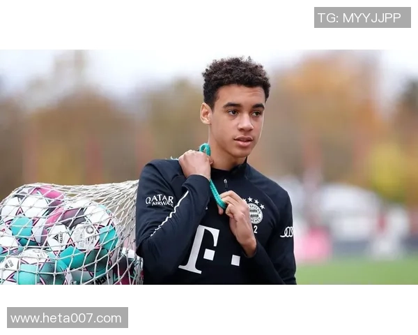 穆西亚拉：年轻天才如何引领足球新时代的崛起与发展