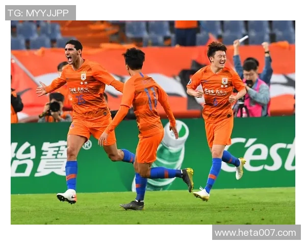 鲁能迎战庆南FC全力争胜期待精彩对决展现足球魅力与团队精神